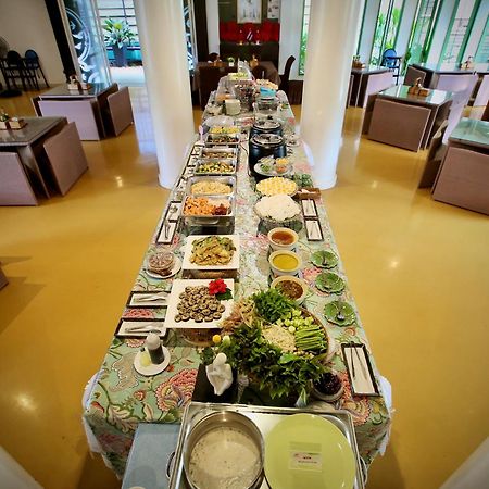 A-Te Chumphon Hotel - Sha Plus Εξωτερικό φωτογραφία