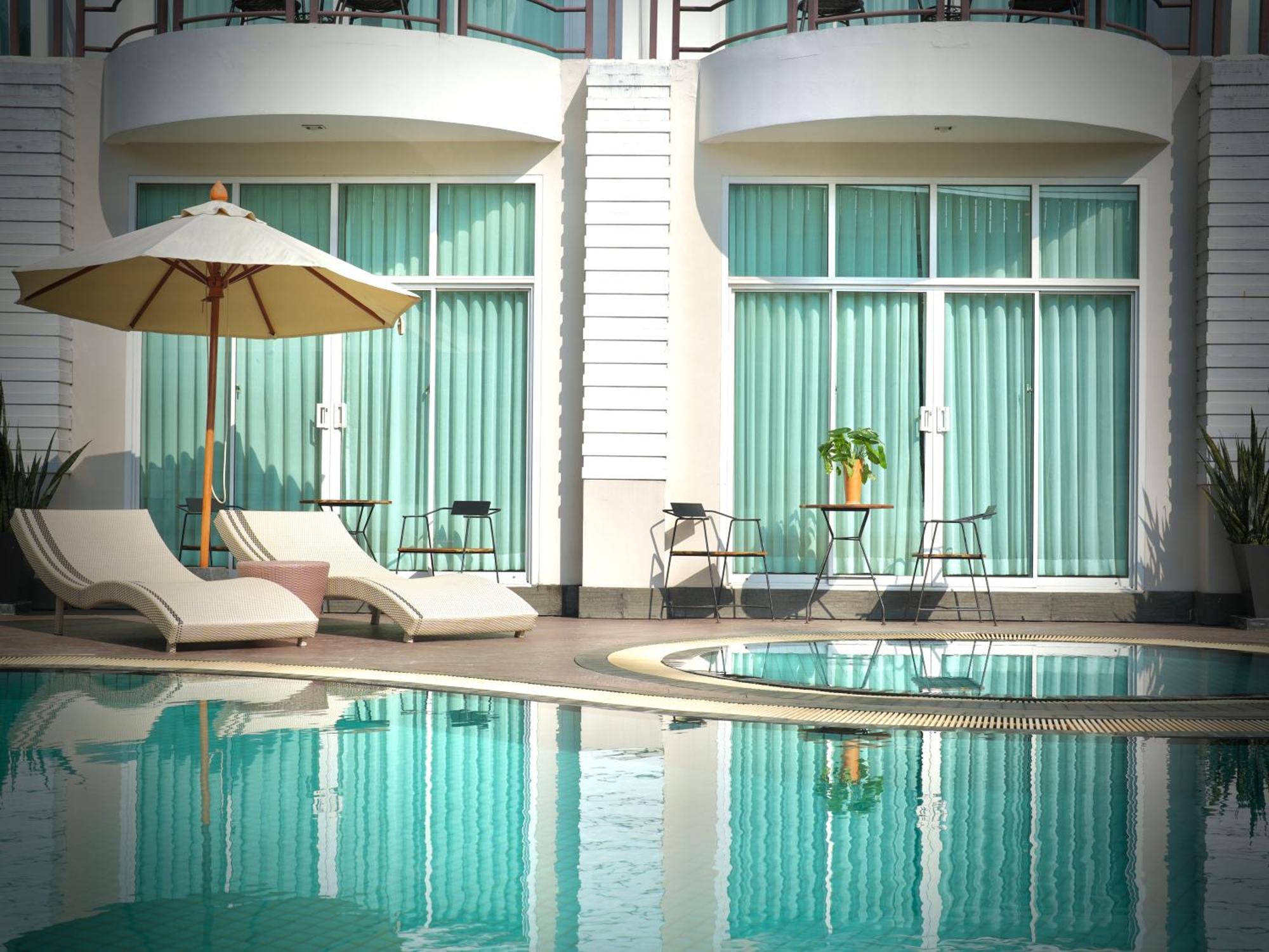 A-Te Chumphon Hotel - Sha Plus Εξωτερικό φωτογραφία